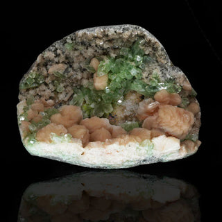 zAW |  Green Apophyllite