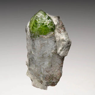 zAW |  Peridot From Pakistan