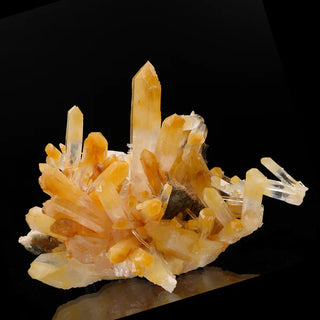 zAW |  Quartz with Halloysite From Colombia I