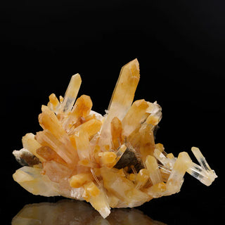 zAW |  Quartz with Halloysite From Colombia I